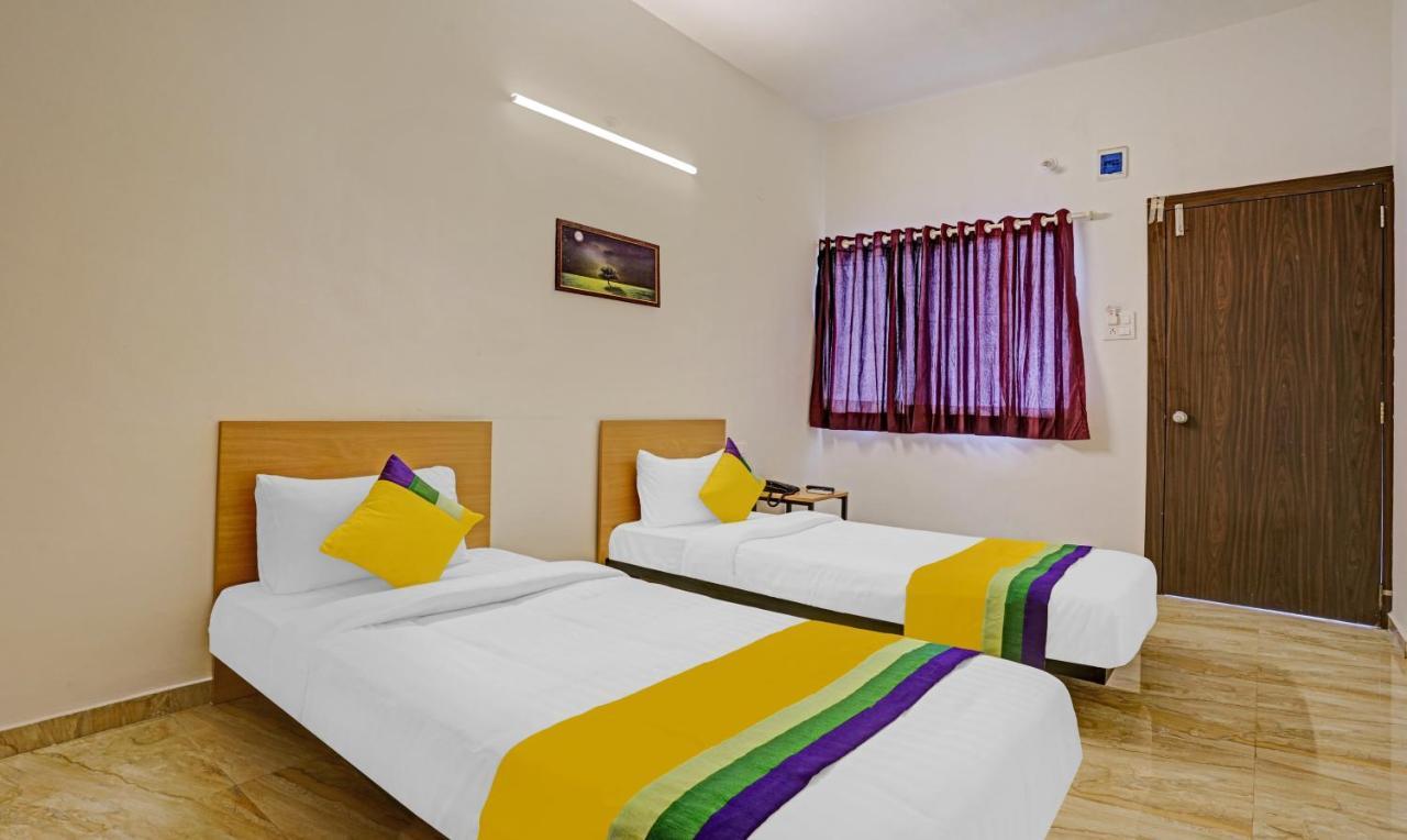 Itsy Hotels Flowers Park Nashik Esterno foto