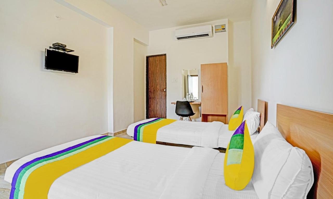 Itsy Hotels Flowers Park Nashik Esterno foto