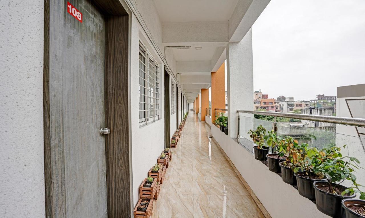 Itsy Hotels Flowers Park Nashik Esterno foto